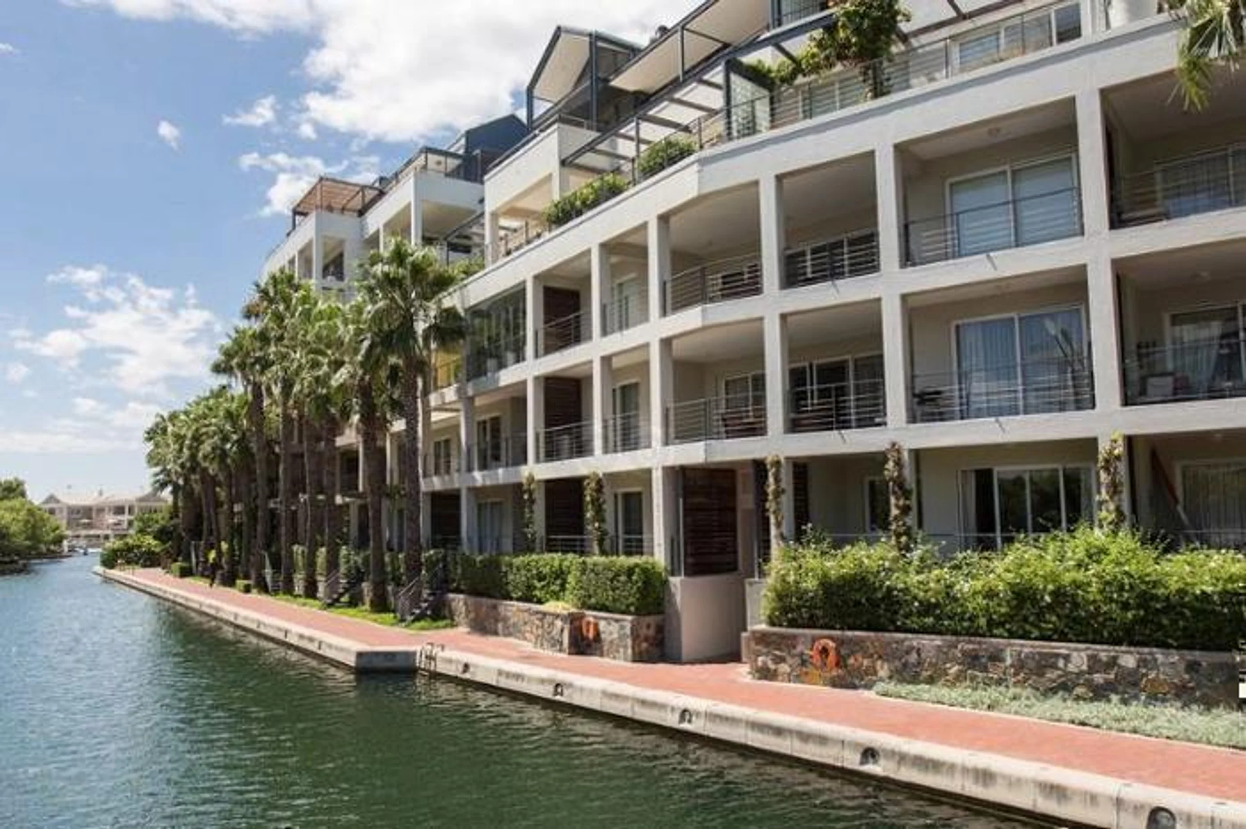  Waterfront Village in South Africa / Cape Town, image_1