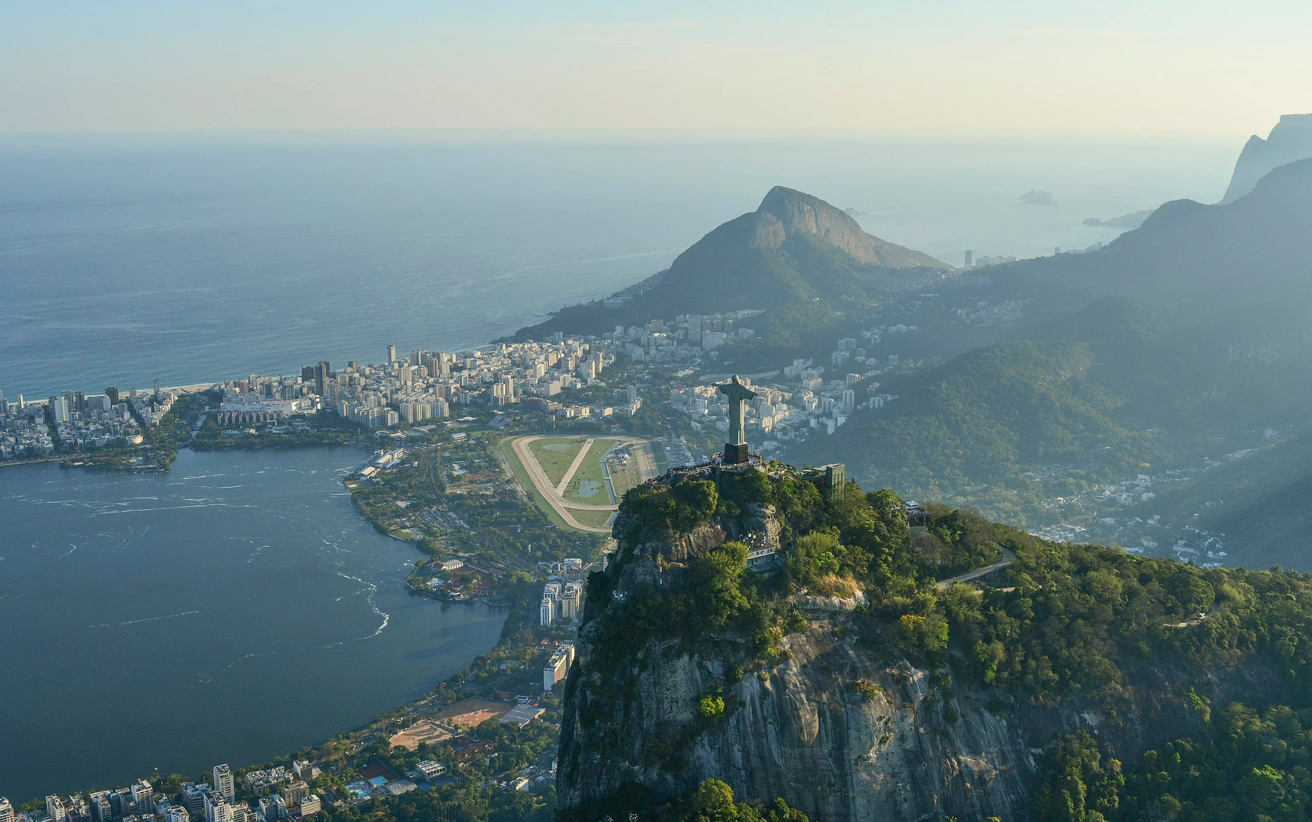 Photo by Raphael Nogueira on Unsplash