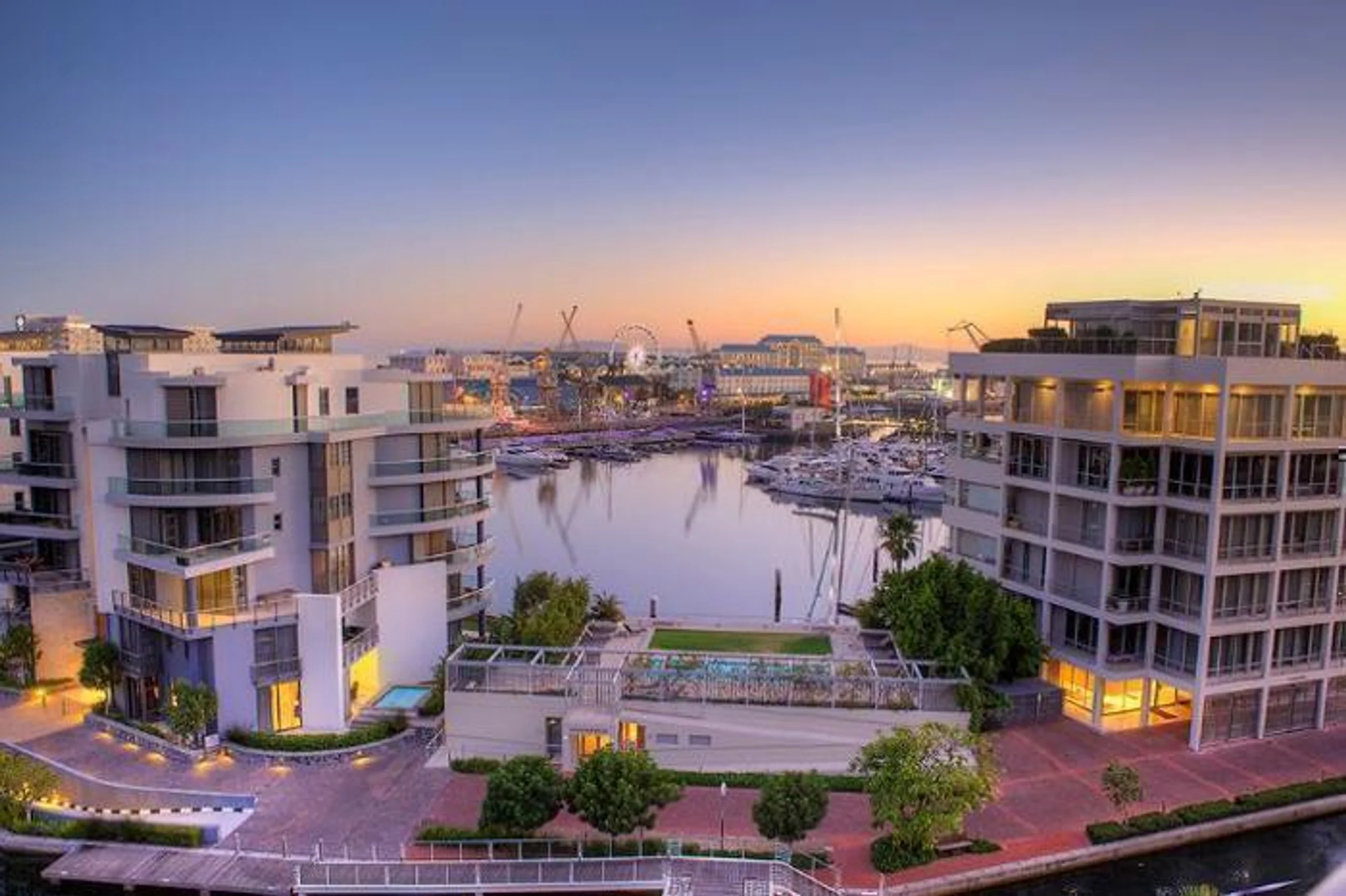  Waterfront Village in South Africa / Cape Town, image_2