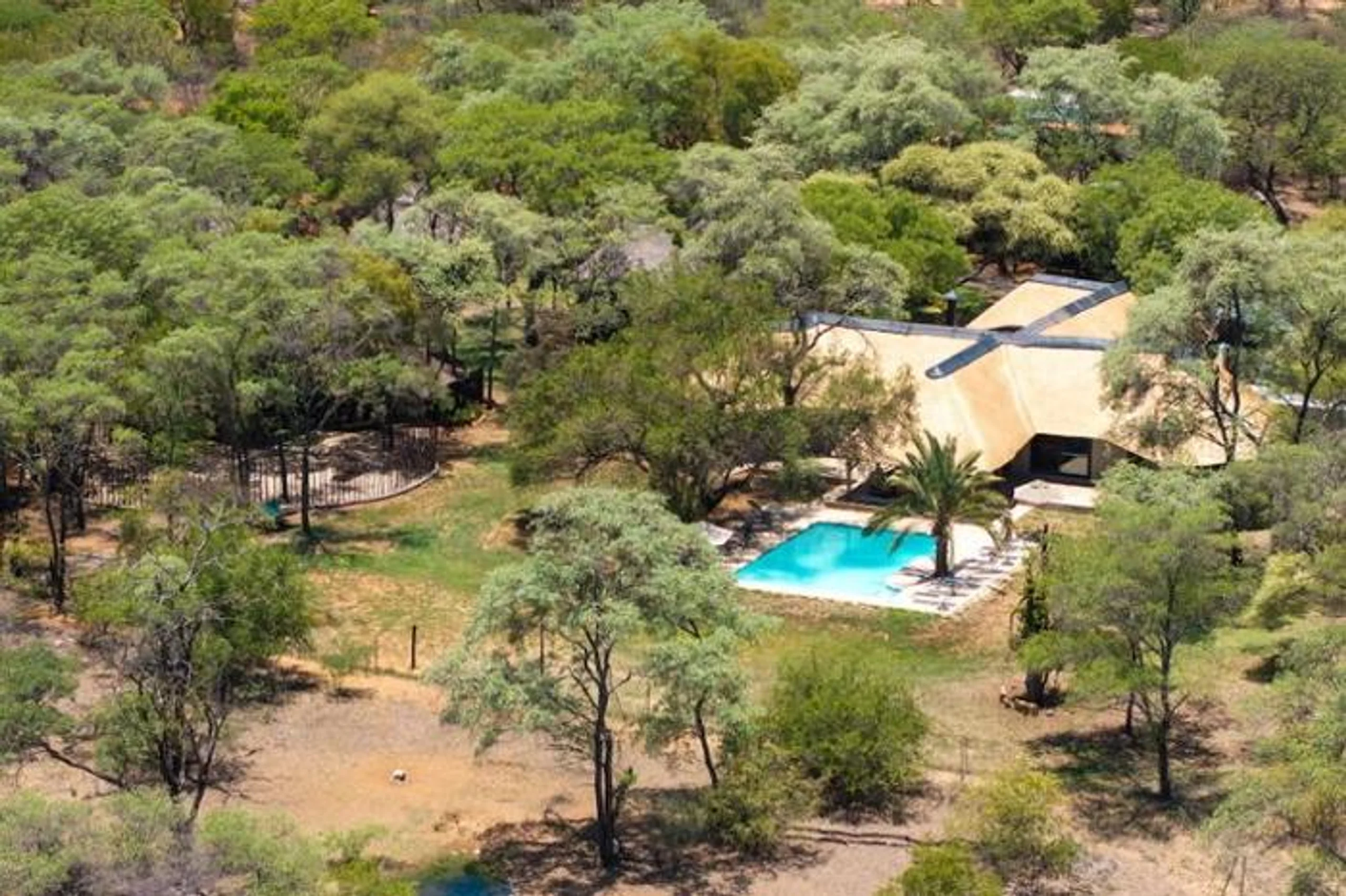  Mziki Safari Lodge in South Africa / North West, image_1