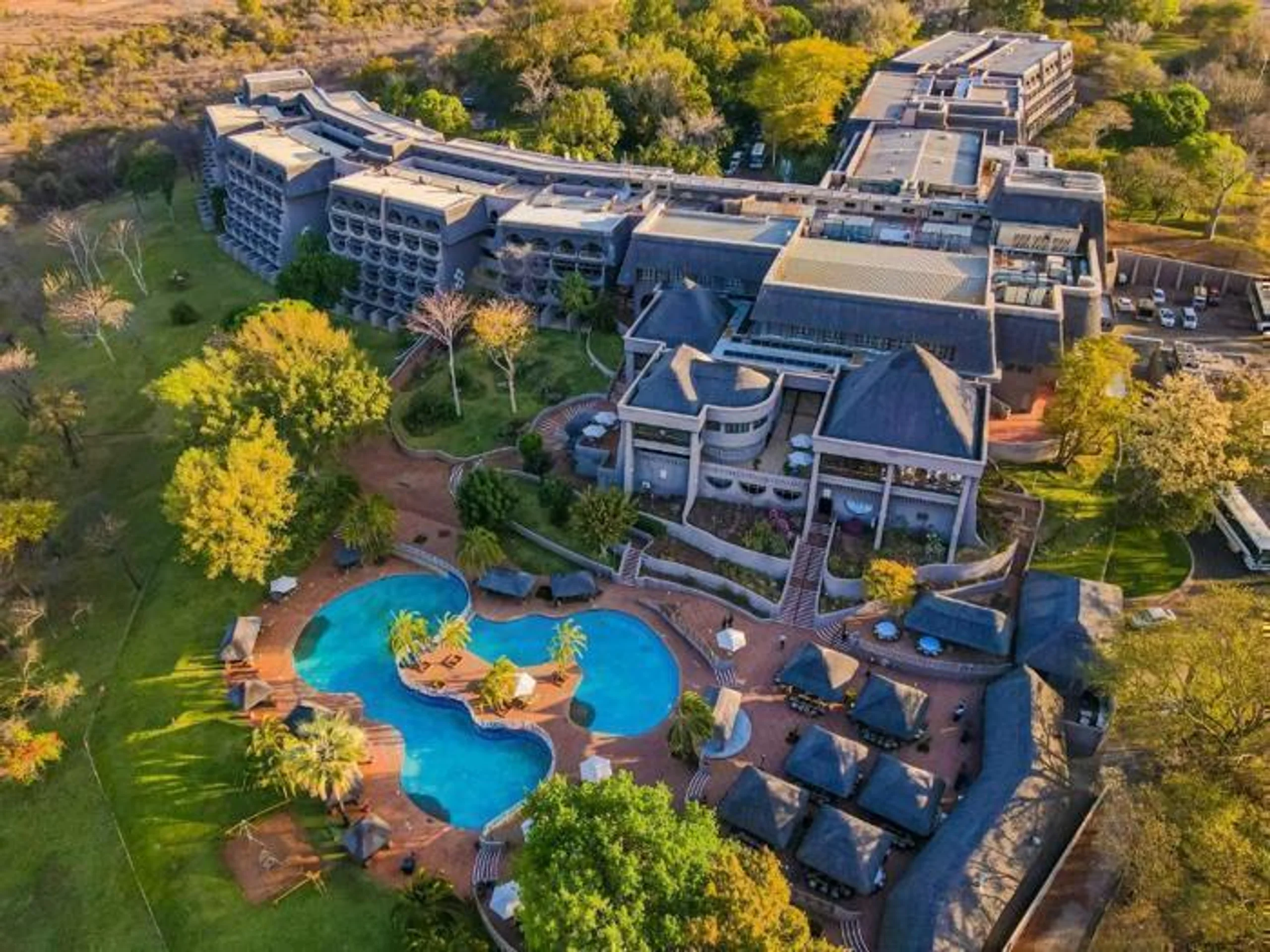  Elephant Hills Resort in Africa / Zimbabwe, image_1