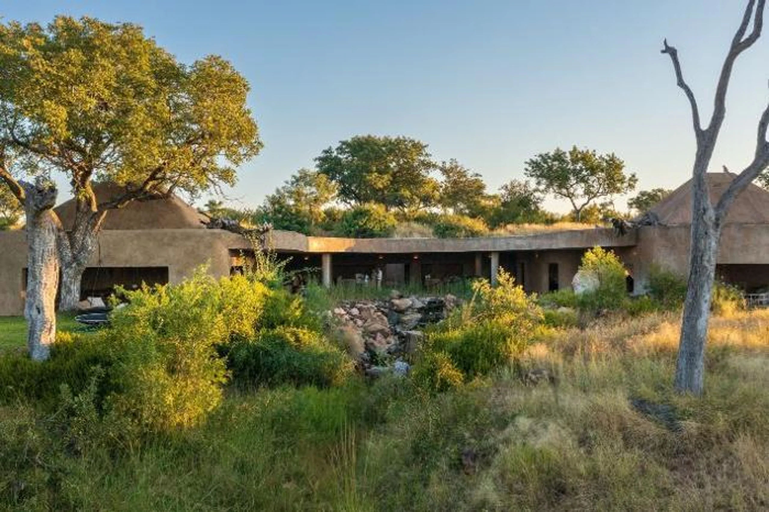  Sabi Sabi Earth Lodge in South Africa / Kruger National Park, image_1