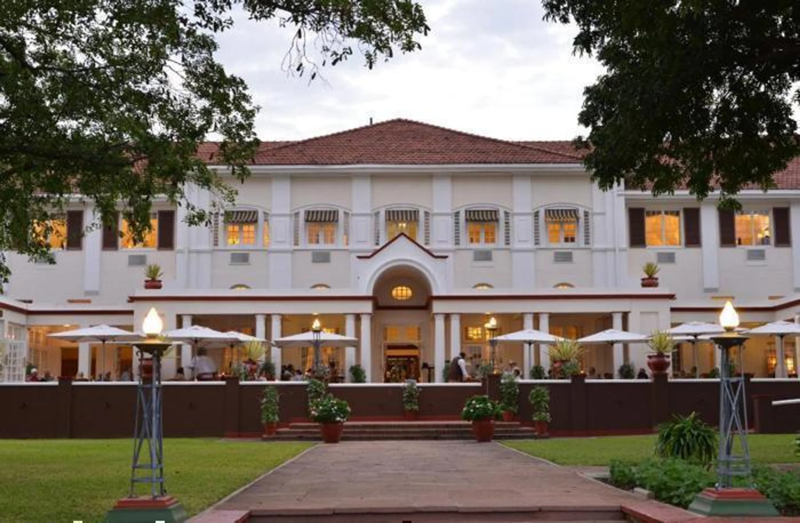  The Victoria Falls Hotel in Africa / Zimbabwe, image_2