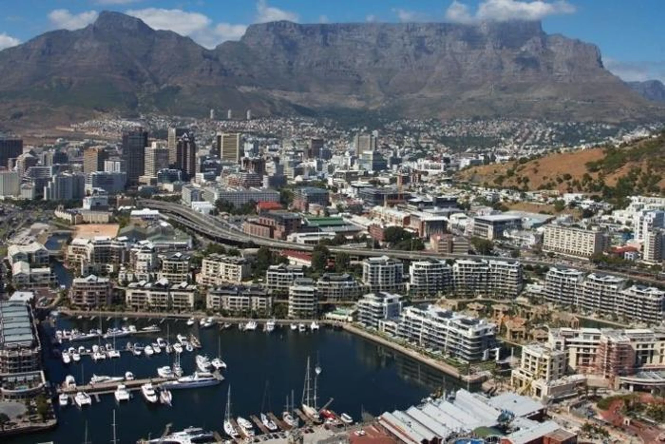  Lawhill Luxury Apartments in South Africa / Cape Town, image_2