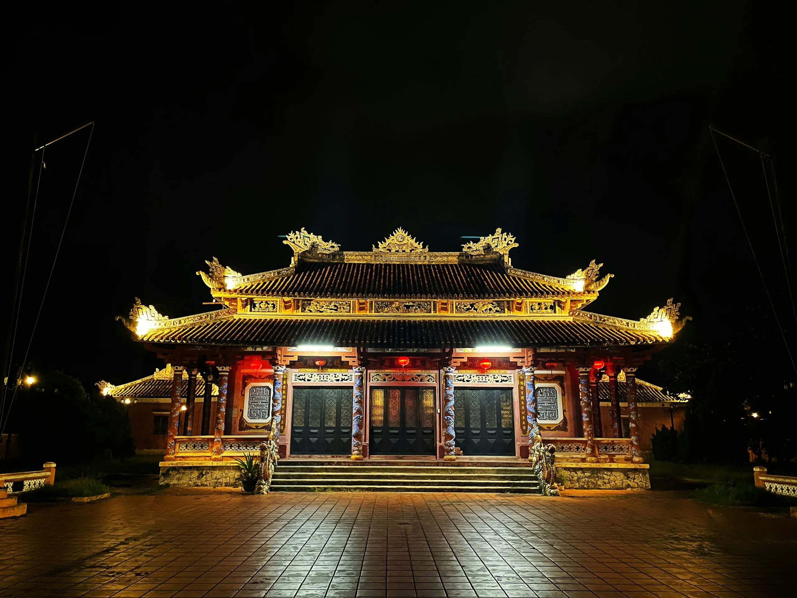 Photo by Ronin on Unsplash