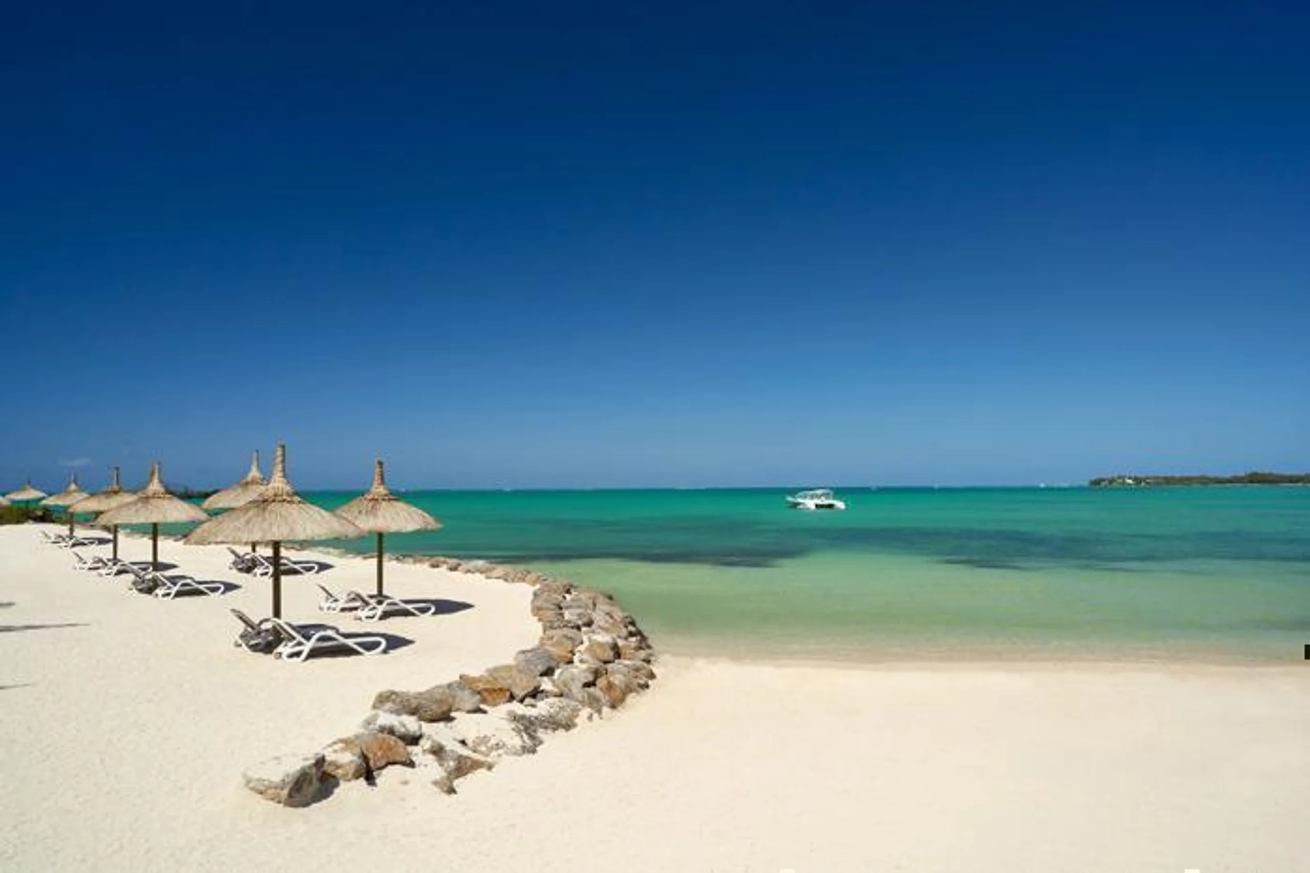  Lagoon Attitude (Adult Only) in IOI / Mauritius, image_2